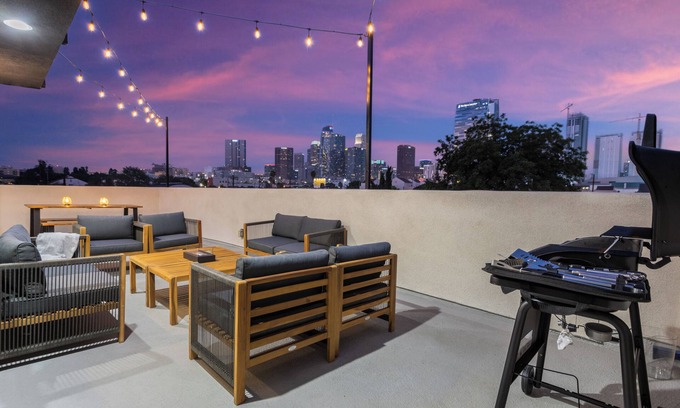 Pico-Union Casa | New construction, Chic furnishings near Downtown and Hollywood