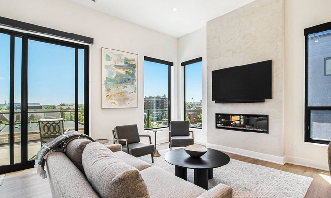 Holland Condominio | NEW CONSTRUCTION: Luxury Downtown Holland Condo – Walk to Everything