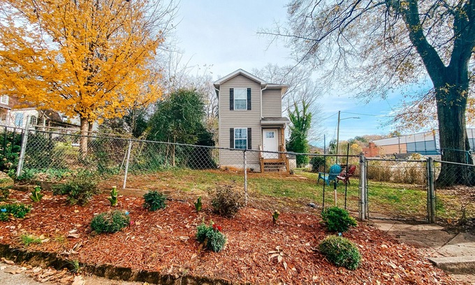 Dalton Casa | NEW CONSTRUCTION No animals