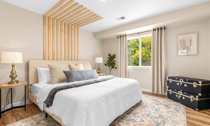Roseville Apartamento | New! Cozy 1BR Upper Unit in the Heart of Roseville