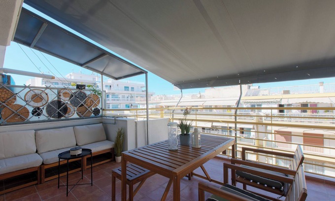 Thessaloniki Apartamento | New Cozy Apt with Balcony close to Metro