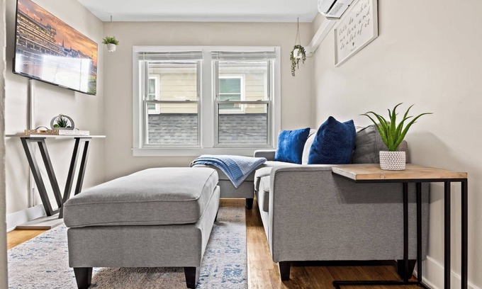 Bonnycastle Apartamento | NEW! Cozy Historic Retreat| Heart of the Highlands