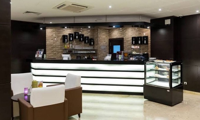 Algiers Hotel | New Day Hotel