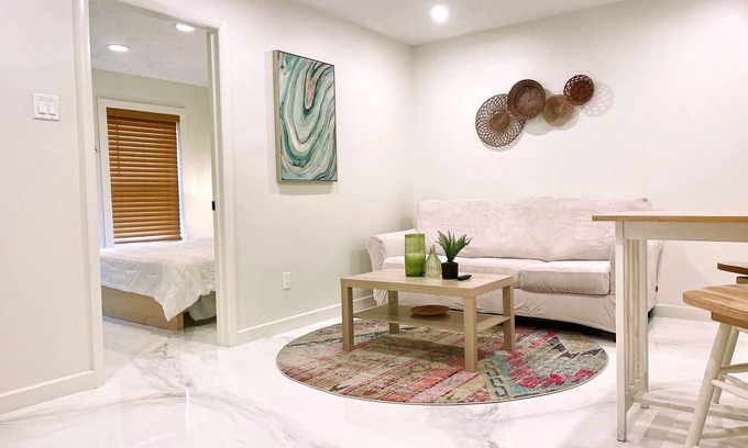 Delaware Apartamento | New Downtown Apartment!