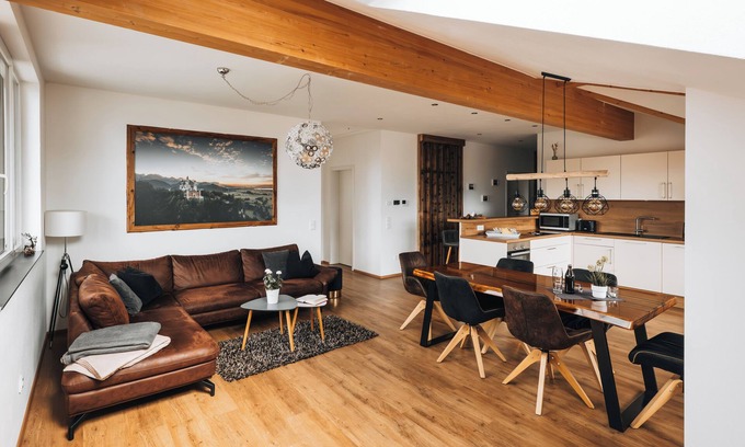 Berghof Condominio | Nuevo apartamento de ensueño con vistas al Bannwaldsee en las montañas Allgäu.
