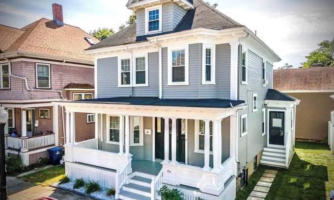 New Bedford Casa | New England Holiday Getaway