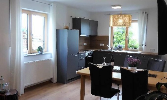 Michelsneukirchen Apartamento | New, exclusive vacation apartment (60 sqm) for 4 people with private garden and barbecue facilities