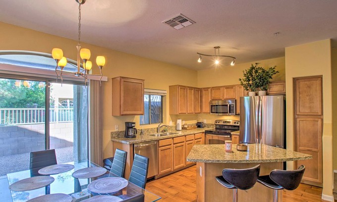 Augusta Ranch Casa | NEW! Family-Friendly Mesa Townhome w/ Pool Access!