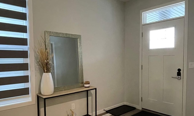 Chestermere Casa | New Family home in Chesteremere