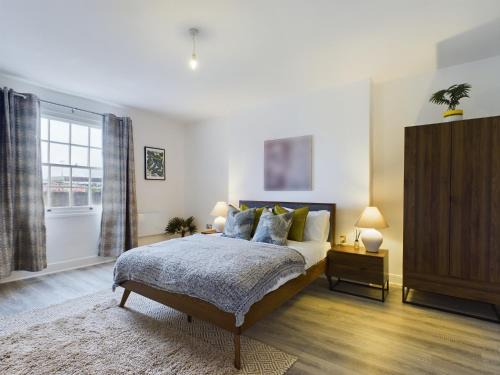 Cheltenham Apartamento | New Fresh Central Wifi Skyline