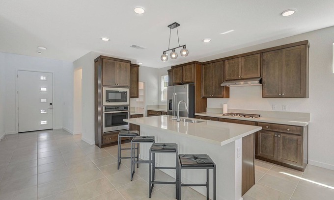 Rhodes Ranch Casa | New Full Luxury Home Las Vegas - Prime Location