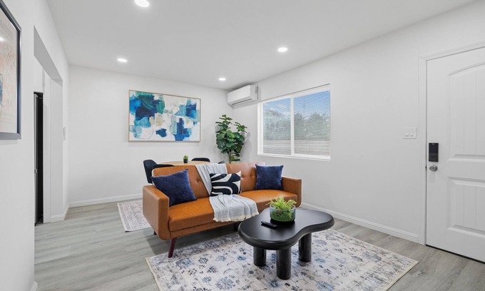 Westminster Casa | New Gem in the heart of Westminster!