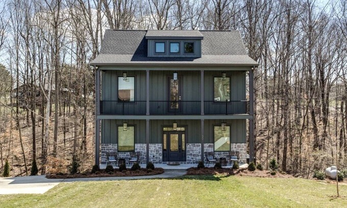 Winchester Cabaña | NEW!! Gentleman Jack's Retreat- Lake Front on Tim's Ford