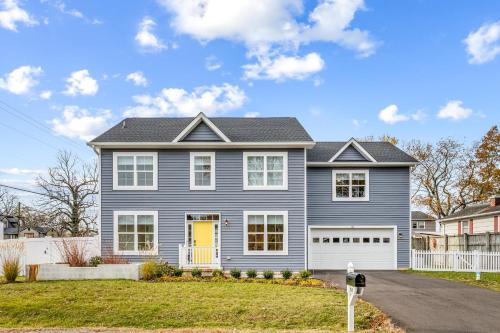 Edgewater Casa | New! Golden Anchor Retreat Lux Living!