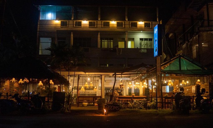 Weligama Hotel | New Golden Bay Resort Weligama