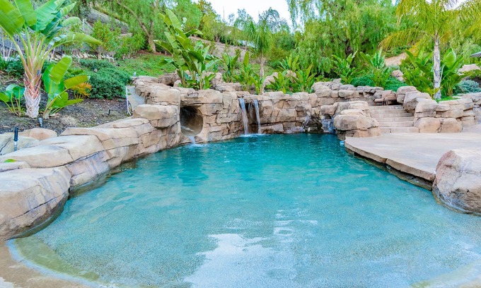 Laguna Hills Casa | New!!! Gorgeous backyard Oasis on a 38,400 sf lot with 2800 sf home. SEE VIDEO!!