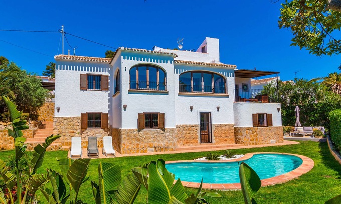 El Tosalet Villa | ¡Nuevo! Buena ubicación. A pie de la playa. Descubre tu hogar desde casa.