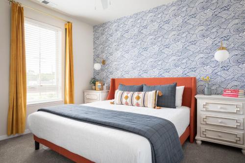 Traverse City Apartamento | NEW HAPPY TRAIL 2BR CONDO CLOSE TO DOWNTOWN