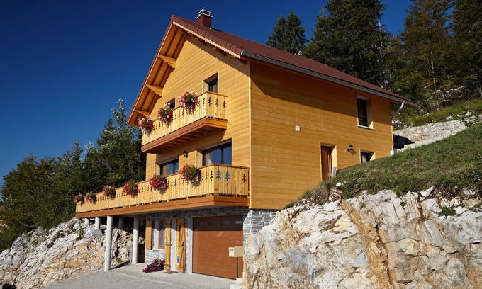 Foncine-le-Haut Chalet De Esquí | PENDIENTES COMPLETO nuevo Holiday chalet cerca de remonte