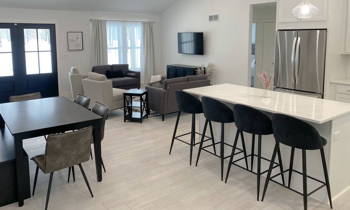 Deerwood Casa | New Home Close to Bike Trails!