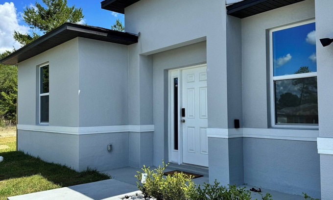 Ocala Casa | New Home - Fenced Yard -Patio - Hammock & More! UNFORGETTABLE STAY