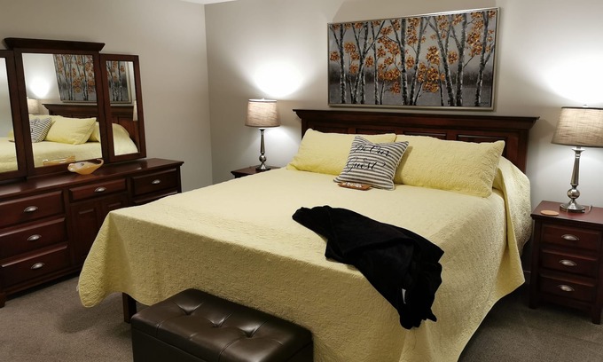 Saskatoon Downtown Casa | Nuevo hogar para ejecutivos de empresas, profesionales o familiares: cerca de la U de S y RUH