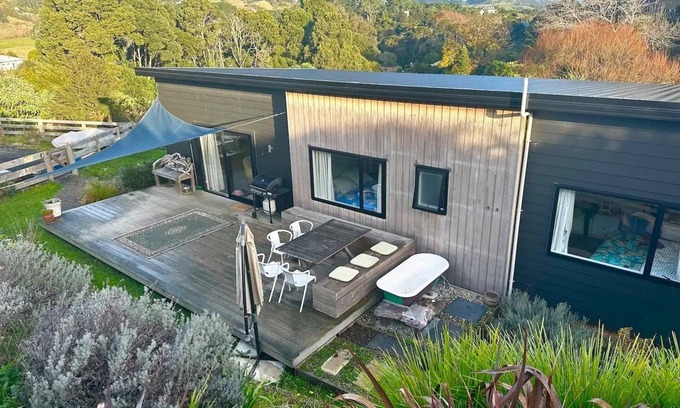 Raglan Casa | New home in central Raglan
