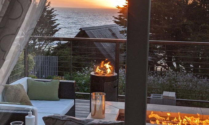 Moss Beach Casa | Nuevo hogar con amplias vistas al mar y al atardecer, a pasos de la playa privada