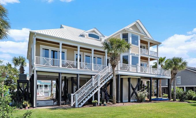 Inlet Harbour Casa | NEW! Hook Shot: Inletfront Retreat w/Private Dock