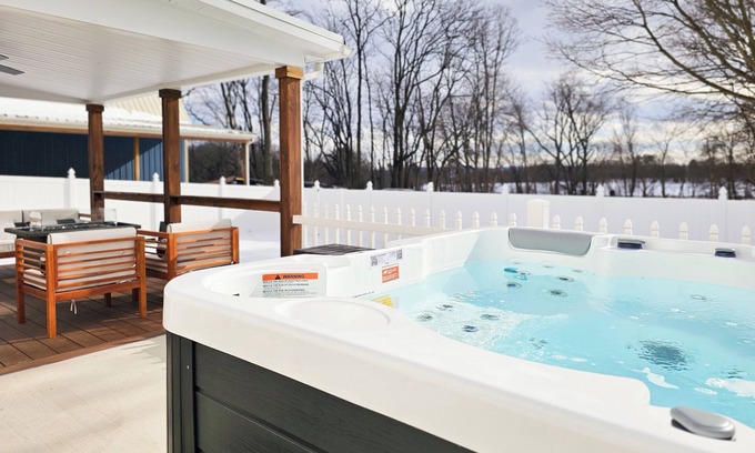 Lebanon Cabaña | NEW! Hot Tub, Firepit & Game System Near Hershey - Walk To Lake & Fishing!