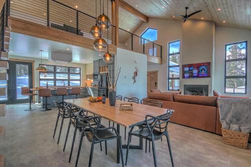 Quandary Village Casa | NEW Hot Tub Haven with Panoramic View - Blue River