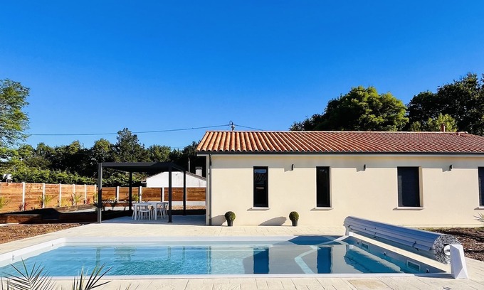 Grayan-Et-L'Hopital Casa | New house near Soulac s/ Sea, Private Pool with Pétanque Field!