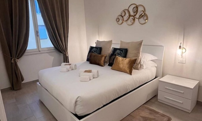 Careggi Rifredi Apartamento | New in Florence, welcoming with parking space