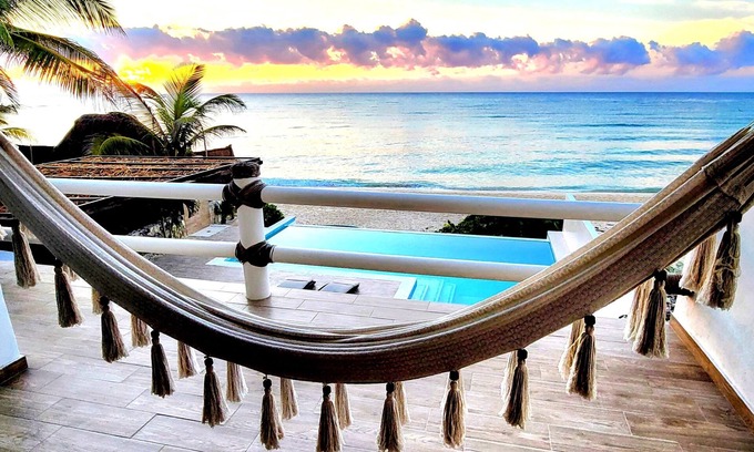 Akumal Casa | New Infinity Pool on Sandy Beachfront Boho-Chic Villa