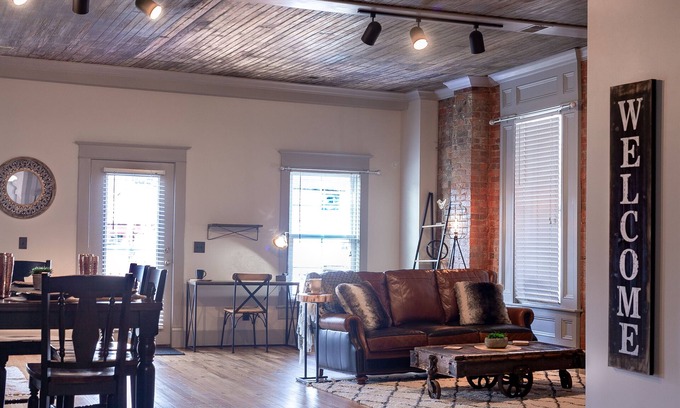 Elizabethtown Condominio | * Nuevo * Kentucky Industrial Bourbon Downtown Loft!