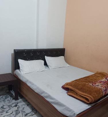 Varanasi Nagar Nigam Casa | New Lakshman Guest House