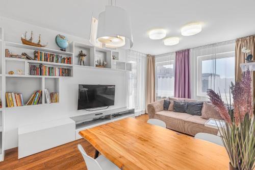 Prague 9 Apartamento | New large apartment, Free Parking!