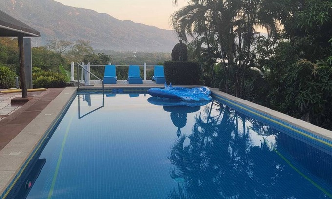 Manzanillo Casa | New Listing - Casa Margarita - quiet 1 bedroom, 1 bath, ocean view