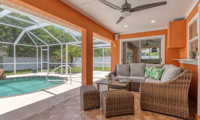 Englewood East Casa | New Listing! Charlotte Harbor Area Resort, 120mi to Disney & 134mi to Universal - GRH518223