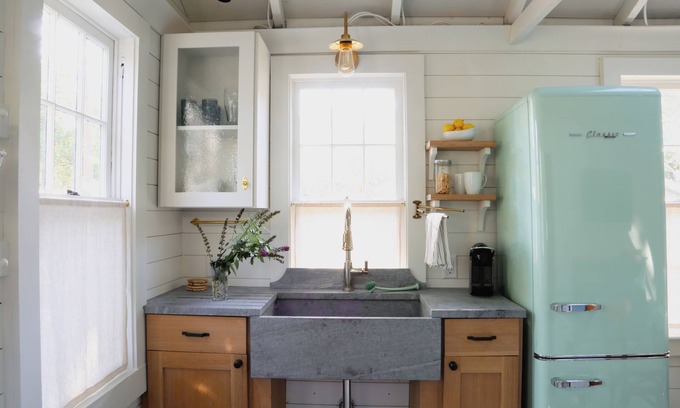 West Chatham Cabaña | New listing! Cozy, fresh and clean 1-bedroom cottage with Pond access in Chatham
