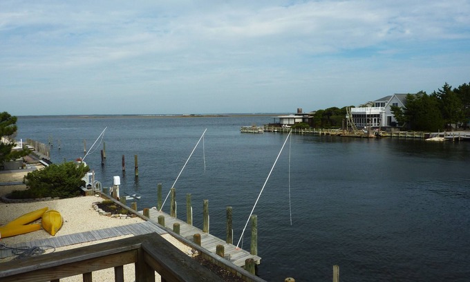 Harvey Cedars Casa | ¡Nuevo listado! Harvey Cedars Waterfront 6 hab casa de playa w / Loft!