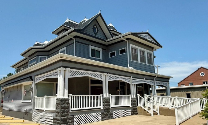 Beatrice Casa | NEW Listing! HISTORICAL CHARM! 5-bedroom home ready for your retreat!