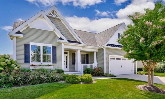 Lewes Casa | New Listing:in the Coastal Club Community with Resort-Style Amenites *Pet