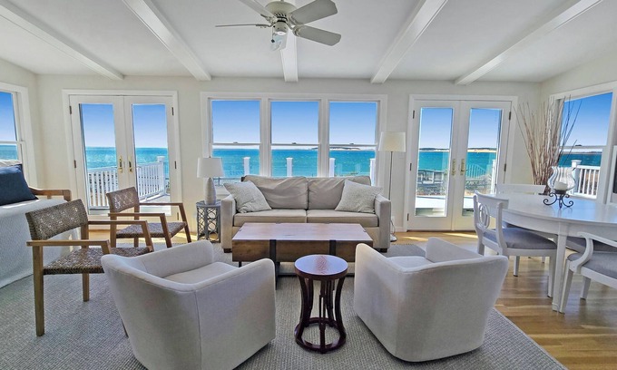 Indian Neck Heights Casa | NEW LISTING! Indian Neck Waterfront 4BD--Amazing Water Views, Direct Beach Access, Central A/C