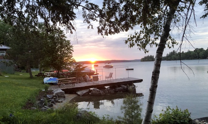 Oakland Cabaña | NUEVA LISTA ♥ Lake-House on Water, East Lake, Belgrade Lakes