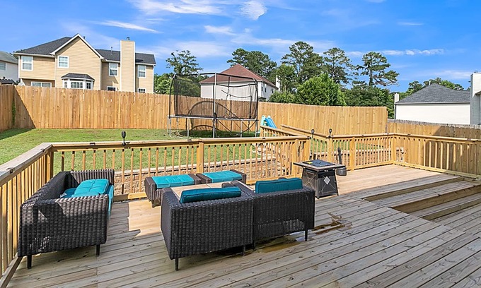 Inman Casa | NEW LISTING! Metro Atlanta Retreat - Near Atlanta Speedway by RedAwning