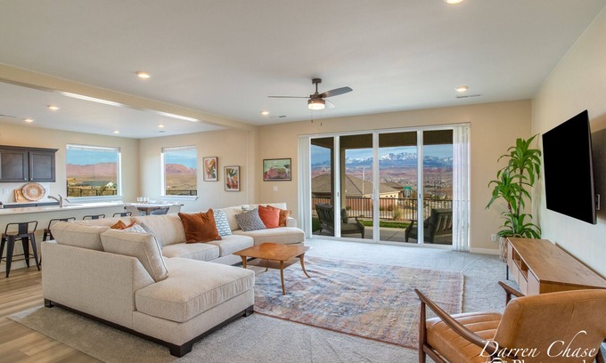 St. George Casa | New listing* moments away from St. George's world renowned biking trails * *