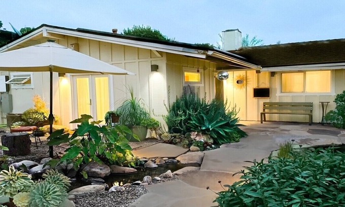 West Mesa Casa | New Listing Monthly, Mesa Gardens, 2 Bed Home w/ Private Jacuzzi & Koi Pond