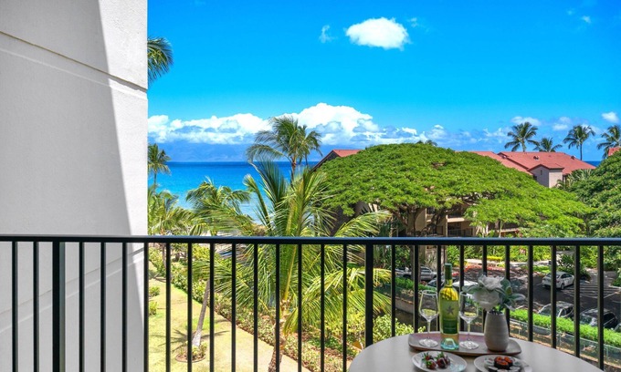 Honokowai Condominio | New Listing! Paradise found, Sea views, lush vibes