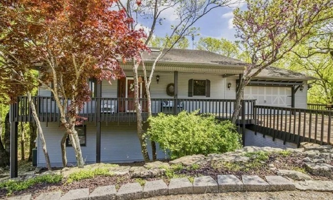 Holiday Island Casa | NEW LISTING SPECIAL! Large-Serene House w/Great Views.